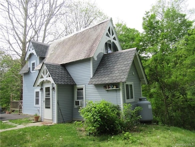 1485 State Route 17a unit 2, Warwick, NY 10990 - photo 2