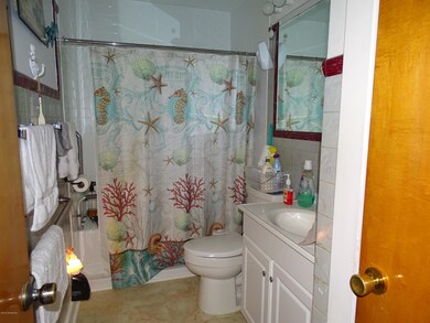 8211 Cedar Creek Rd, Louisville, KY 40291 - photo 7