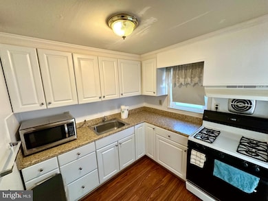 23 Vincent Ave unit 1F, Trenton, NJ 08619 - photo 3