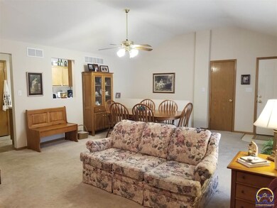 2248 SW Ancaster Rd, Topeka, KS 66614 - photo 6