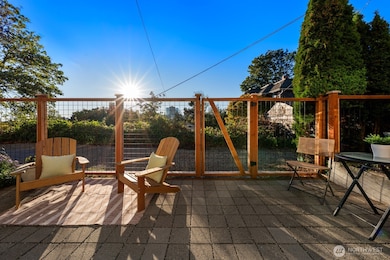 1123 16th Ave E, Seattle, WA 98112 - photo 7