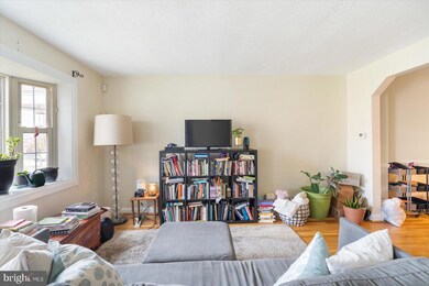 1231 Brewster St, Halethorpe, MD 21227 - photo 4