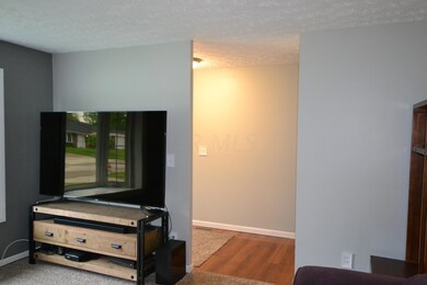 LivingRoom3