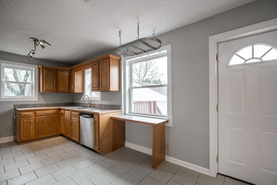 5801 E Manslick Rd, Louisville, KY 40219 - photo 7