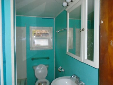 1st floor bathroom