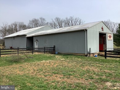 2348 Runnymeade Rd, Bunker Hill, WV 25413 - photo 7