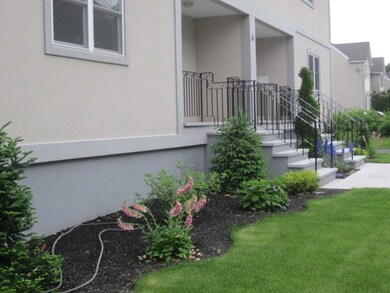 67 Pine St unit B, Woburn, MA 01801 - photo 2