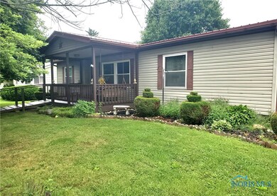 209 Taylor Dr, West Unity, OH 43570 - photo 4