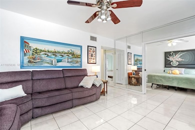 1050 Atlantic Shores Blvd unit 210, Hallandale Beach, FL 33009 - photo 4