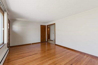 4 Fontaine St, Ludlow, MA 01056 - photo 5