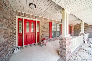 1208 NE 5th St, Pryor, OK 74361 - photo 5