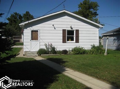 712 E Division St, Audubon, IA 50025 - photo 5
