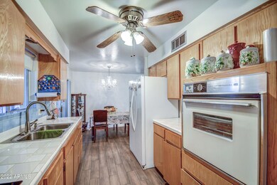 KITCHEN 5