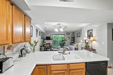 414 Westside Dr, Iowa City, IA 52246 - photo 3