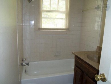 116 Lancaster Dr, Hopkinsville, KY 42240 - photo 5