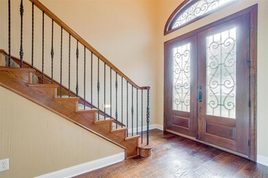 2112 Tree Top Ct, Granbury, TX 76049 - photo 6