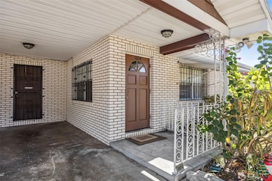 1604 26th St NW, Winter Haven, FL 33881 - photo 2