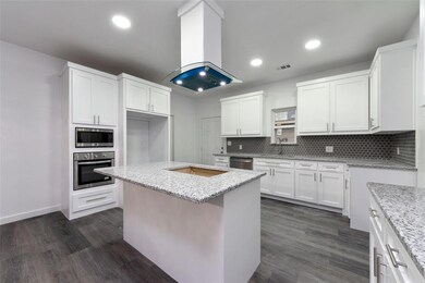 1527 Truelove St, Gainesville, TX 76240 - photo 3