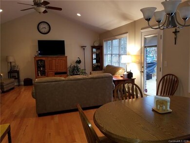 130 Wildflower Ln, Statesville, NC 28625 - photo 7