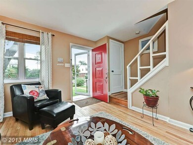 6728 Kenyon Dr, Alexandria, VA 22307 - photo 2