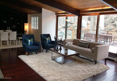 424 Cognewaugh Rd, Cos Cob, CT 06807 - photo 4