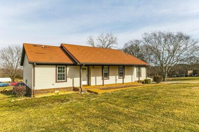 121 Fontenay Dr, Lebanon, TN 37090 - photo 2