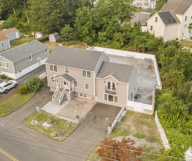 547 Laurel St, East Haven, CT 06512 - photo 2