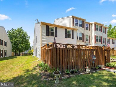 3328 Tapestry Cir, Burtonsville, MD 20866 - photo 3