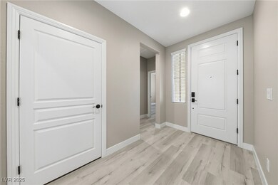 10310 Glacier Mist Ave, Las Vegas, NV 89149 - photo 3