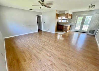 215 Seminole Trail, Crestview, FL 32536 - photo 2