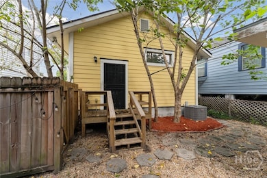 1106 E Broad St, Savannah, GA 31401 - photo 4