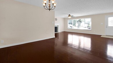 742 Beechwood Rd, Columbus, OH 43213 - photo 7