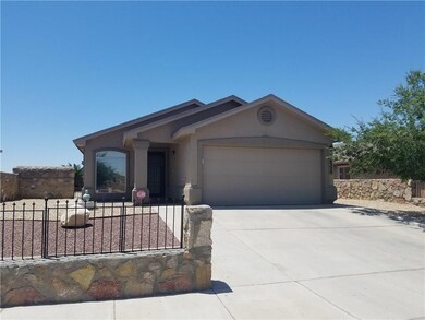 14320 Desert Sky Dr, Horizon City, TX 79928 - photo 2