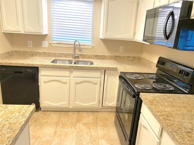 7247 Skylight Ln, Houston, TX 77095 - photo 4