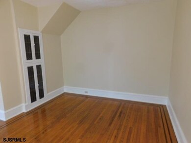 325 N Indiana Ave, Atlantic City, NJ 08401 - photo 7