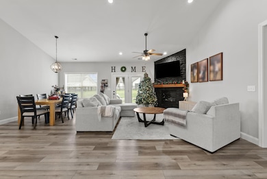 401 San Antonio Dr, Nicholasville, KY 40356 - photo 4