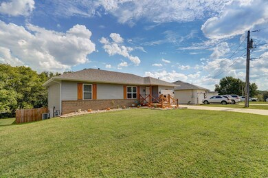 2402 S 14th St, Ozark, MO 65721 - photo 2