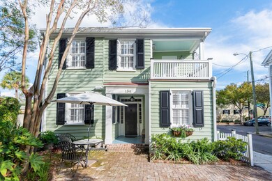 154TraddStreet-14