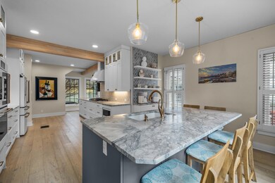 708 NW Riverside Blvd, Bend, OR 97701 - photo 7