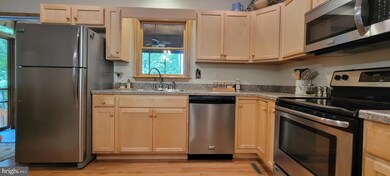 400 Highview Ln, Berkeley Springs, WV 25411 - photo 6