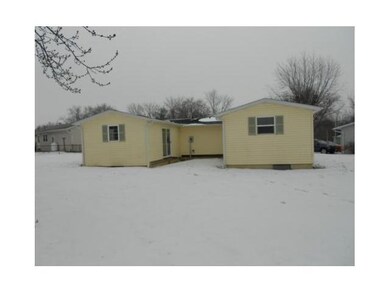 6535 Putnam Dr, Circleville, OH 43113 - photo 2