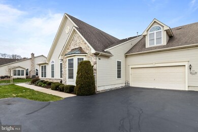 611 Bellflower Rd unit V252, Langhorne, PA 19047 - photo 2