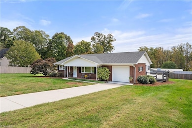 4380 Wesmar Dr, Pfafftown, NC 27040 - photo 2