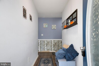 10700 Maple Ridge Dr, Spotsylvania, VA 22553 - photo 4