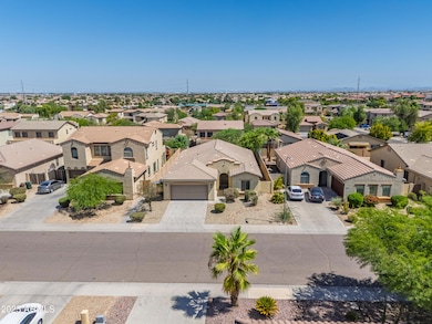 5416 W Beverly Rd-37