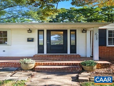 611 Shamrock Rd, Charlottesville, VA 22903 - photo 4