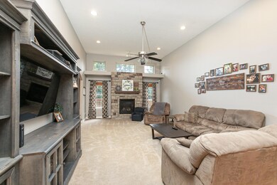 628 Ritter Ave, Nixa, MO 65714 - photo 2