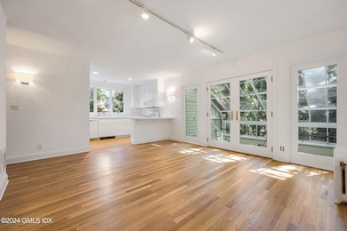 14 Grove Ln, Greenwich, CT 06831 - photo 6