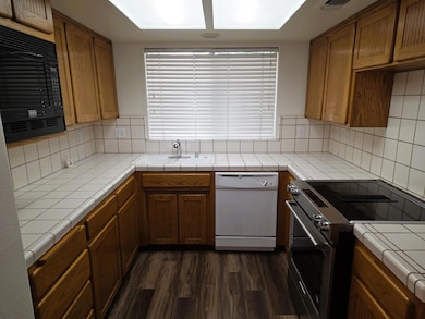 459 E Pebble Beach Dr, Fresno, CA 93730 - photo 4