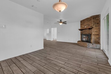 825 Gettysburg Place, Bedford, TX 76022 - photo 5